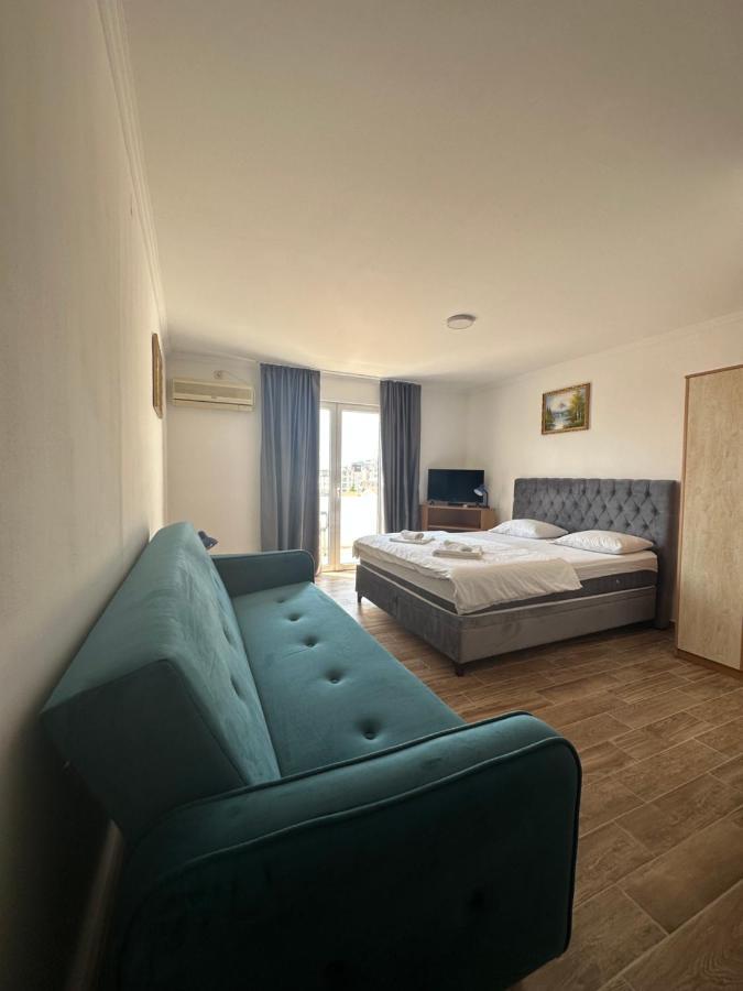 Jo Appartement Budva